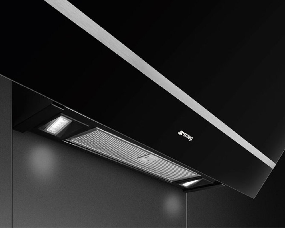 SMEG KV28N Вытяжка настенная, 80 см, черное стекло + нержавеющая сталь.