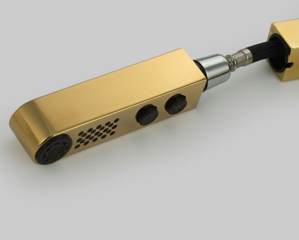 Смеситель кухонный MAGNUS 8230 Г-образный выдвижной, глянцевое золото