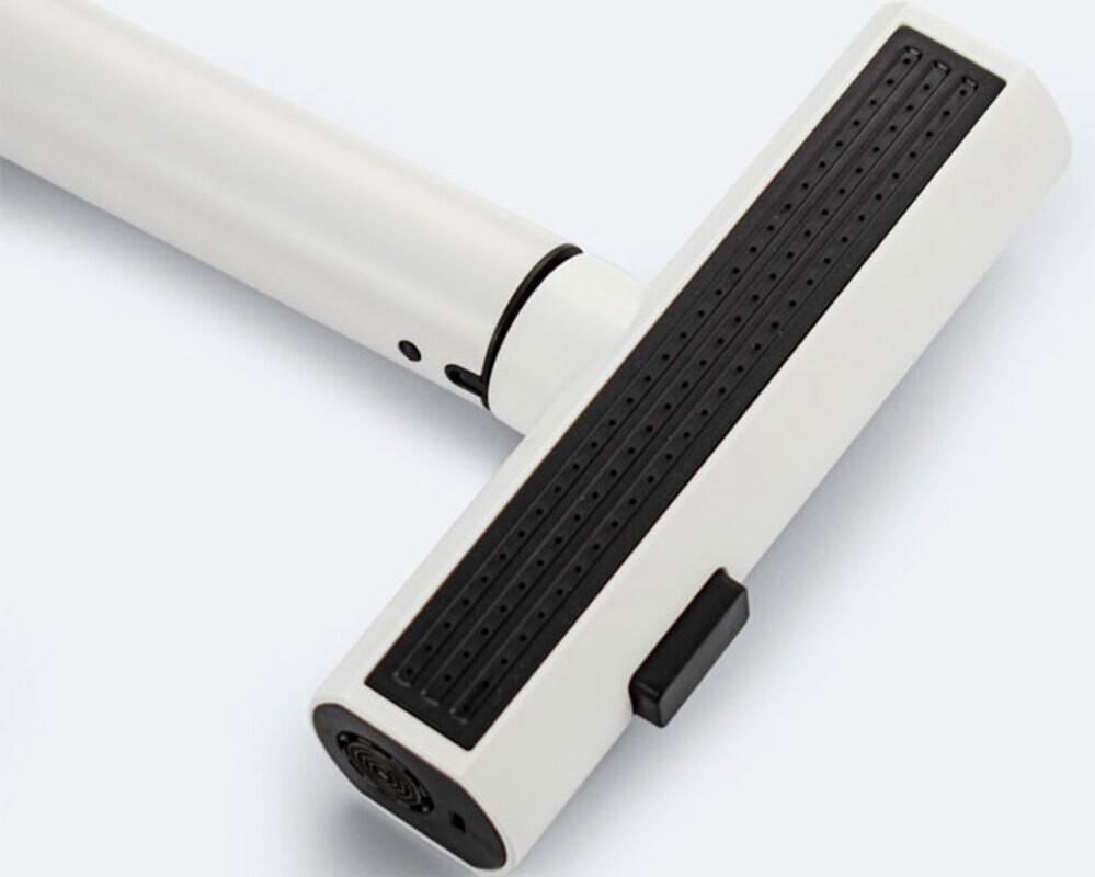 Смеситель кухонный MAGNUS 8263 Г-образный выдвижной, белый