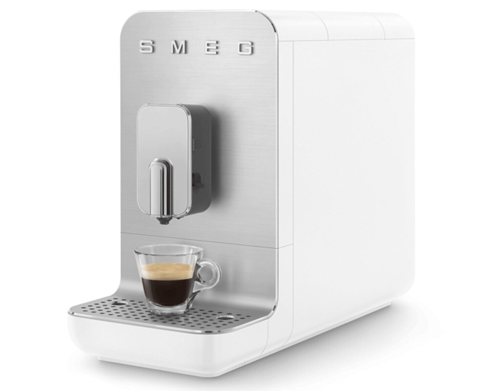 SMEG BCC13WHMEU Автоматическая кофемашина, цвет белый матовый