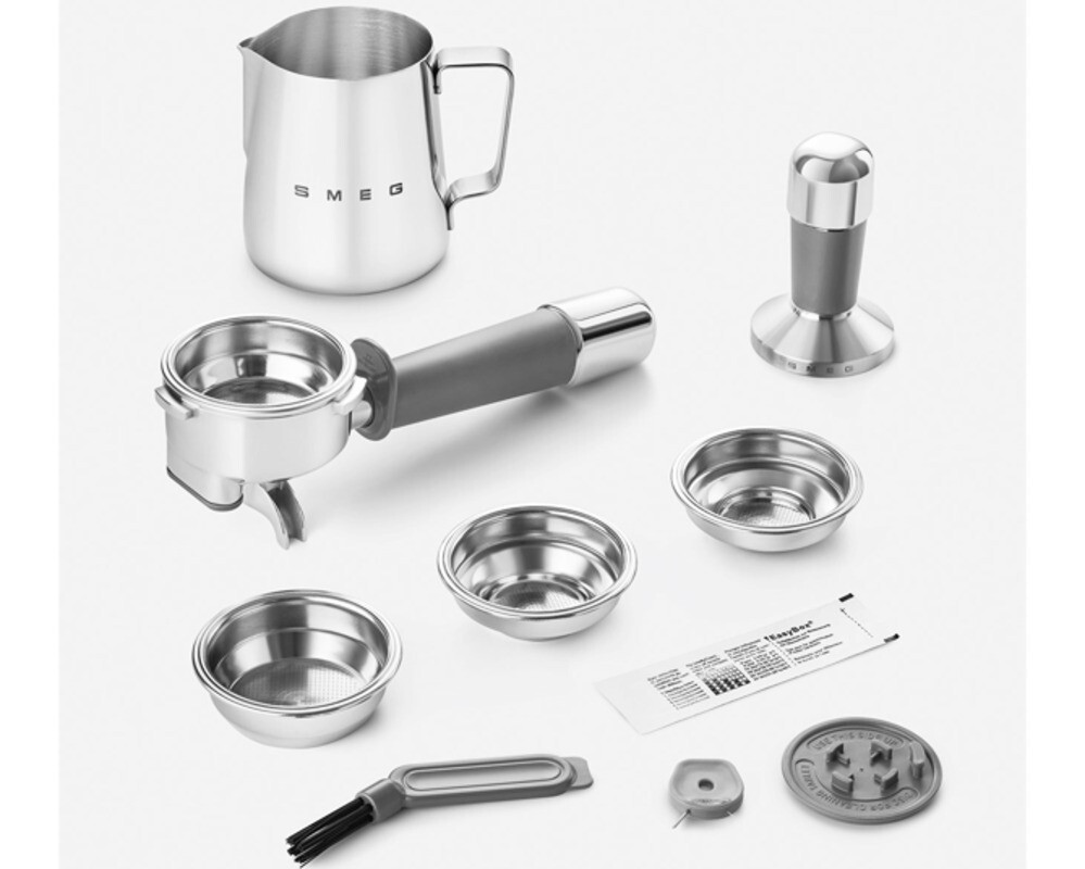 SMEG EGF03RDEU Кофемашина-эспрессо со встроенной кофемолкой, цвет красный