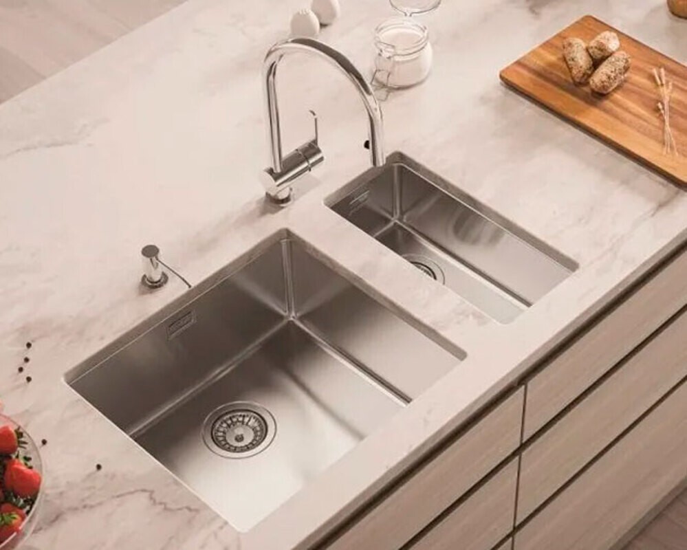 Мойка ALVEUS KOMBINO 10 SAT-90 180X400X144 в комплекте с сифоном 1130551