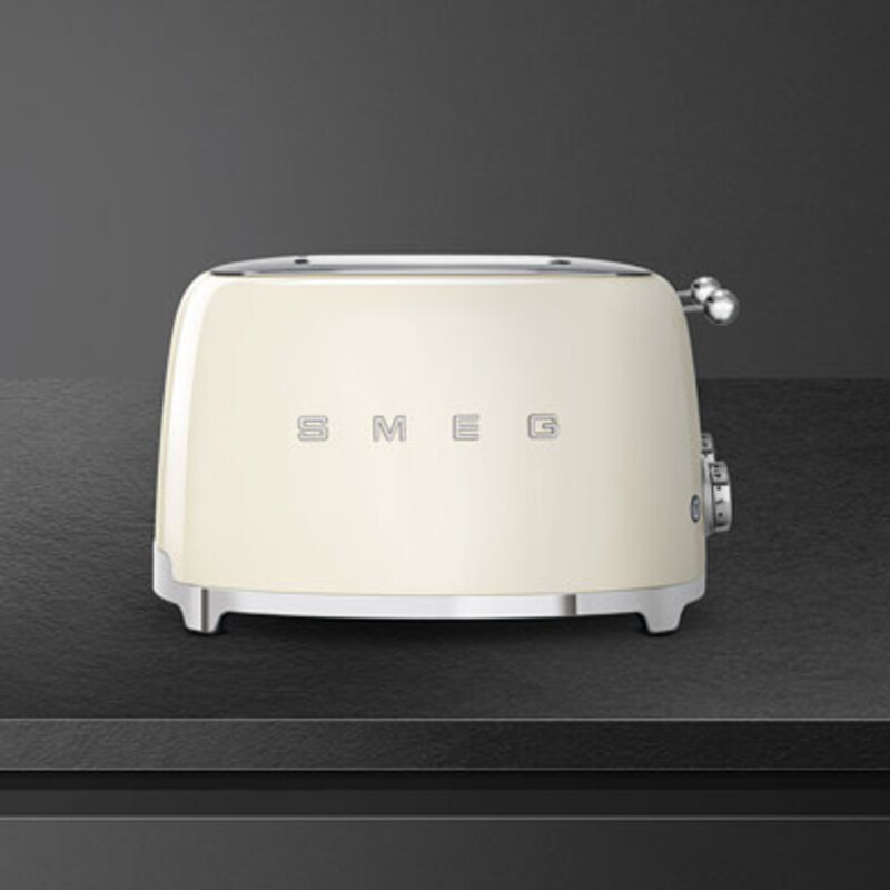 SMEG TSF03CREU Тостер на 4 ломтика, кремовый