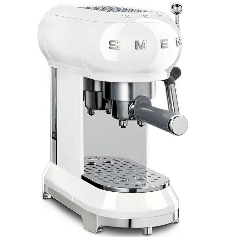 SMEG ECF02WHEU  Кофемашина-эспрессо, цвет белый
