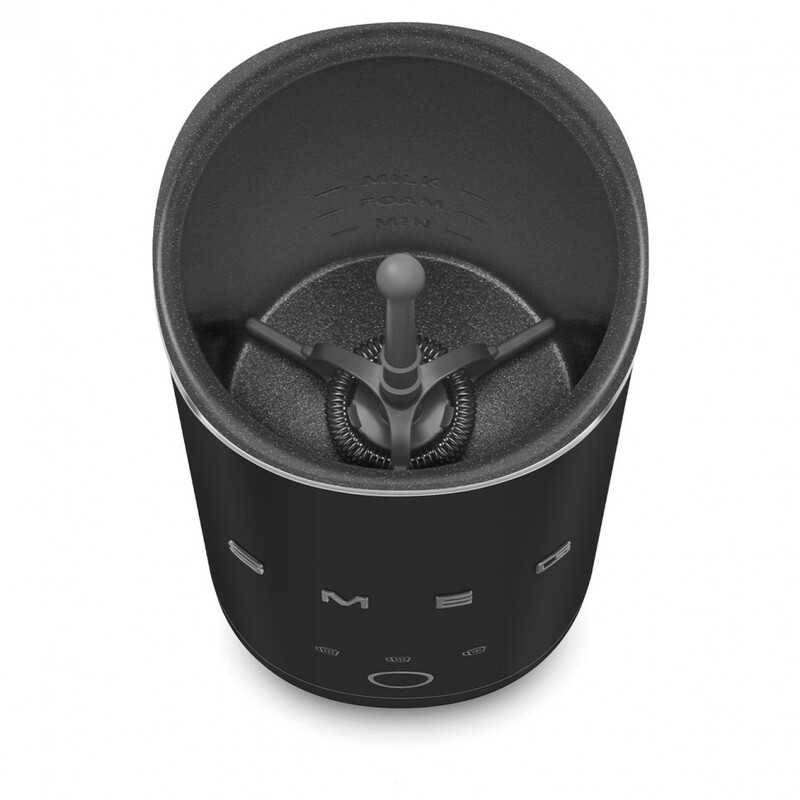 SMEG MFF02BLMEU Вспениватель молока, цвет чёрный матовый
